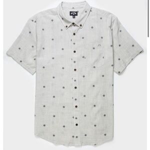 Men's Gray Short Sleeve Shirt